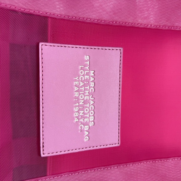 Marc Jacobs Pink Mesh Tote Bag - Picture 7 of 7